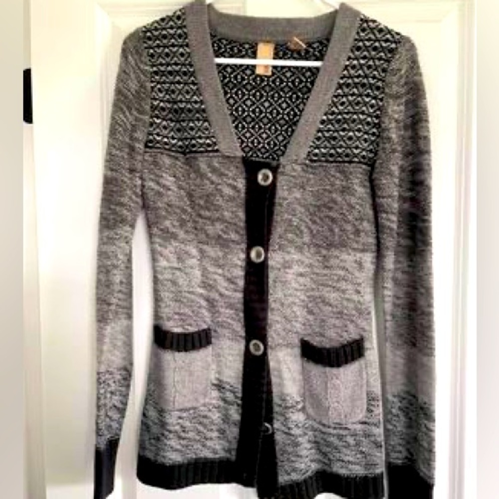 BKE Button Up, Long Sleeve Sweater, Size Medium